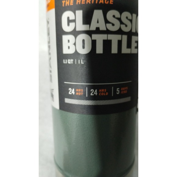 Stanley Classic Bottle Thermos 1.1 QT‎ 24 Hours Hot/Cold Camping Outdoors Work - Picture 5 of 6